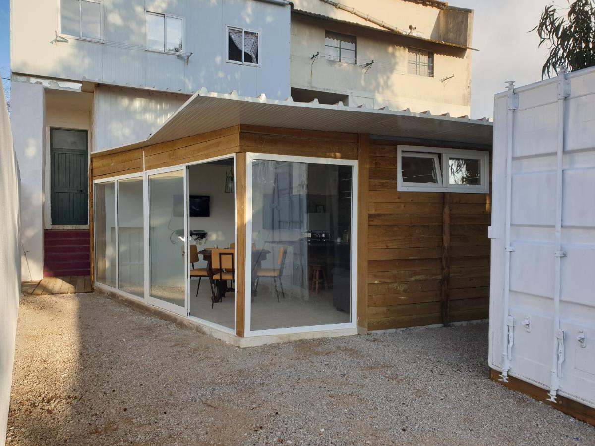 Хостел Casa Vale Ecotainer Лиссабон Экстерьер фото